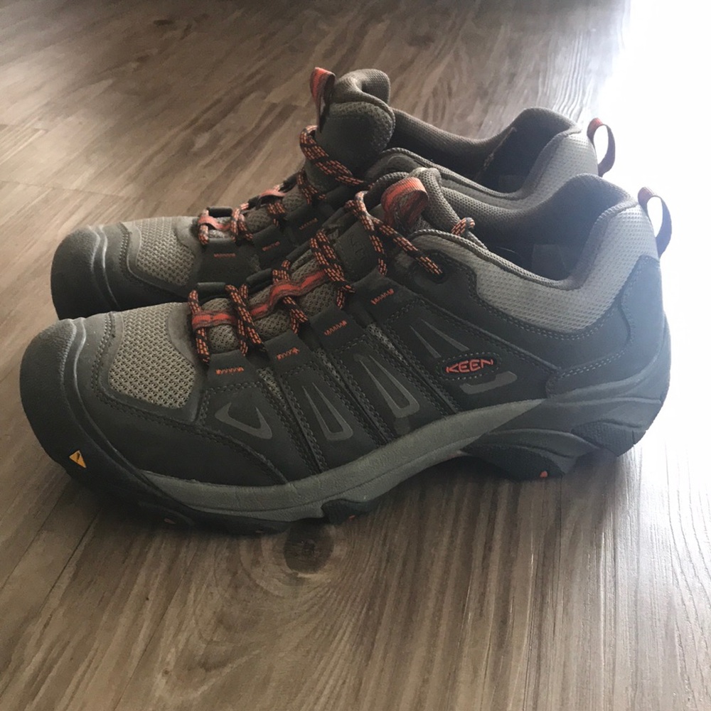 Keen men shoes